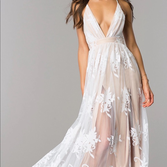 PromGirl Dresses & Skirts - WHITE floral Long prom dress